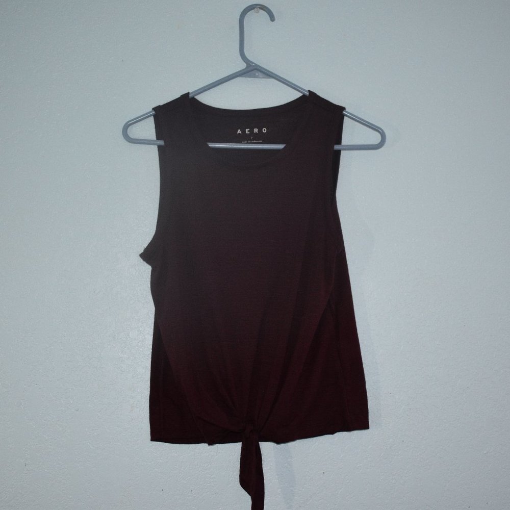 maroon tank top